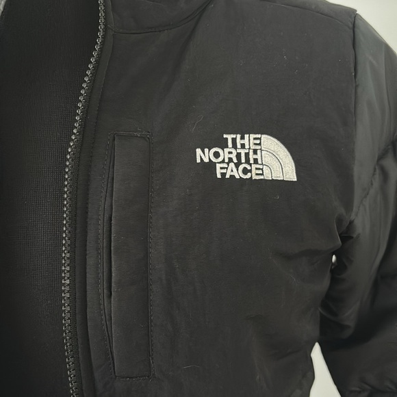 The North Face boys jacket - Picture 2 of 10